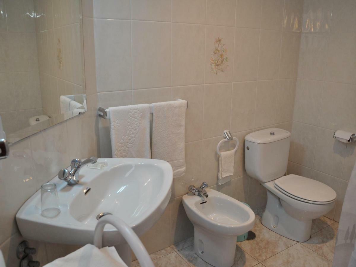 Hostal Mourelos O Grove Rom bilde